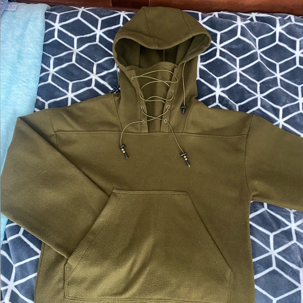 Men’s Small Yifend 1978 Hoodie